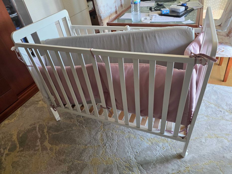 Berço de bebé em Faro