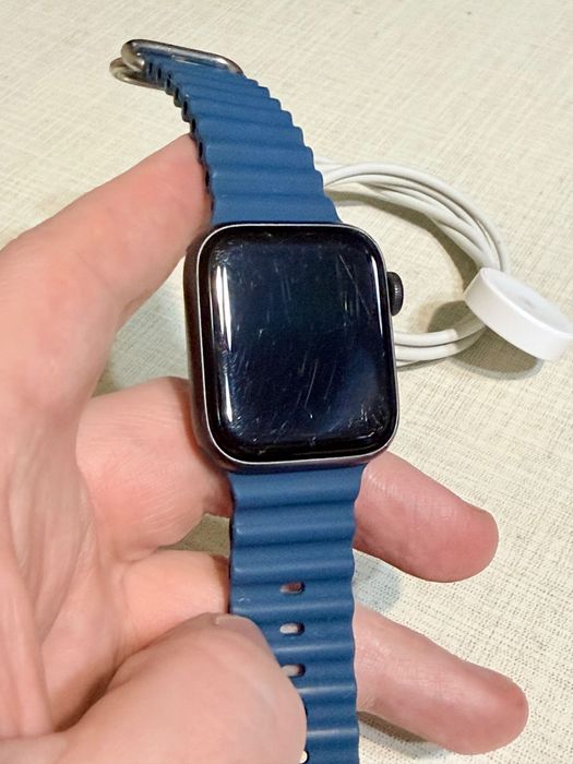 Apple Watch SE 40mm Space Gray