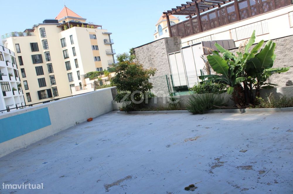 Loja para venda na Ajuda, Funchal Madeira