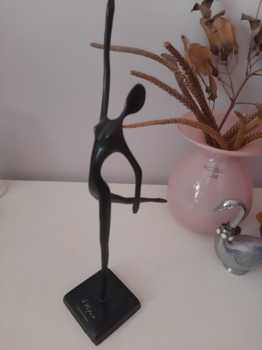 Estatueta em bronze, bailarina a dançar, Designer Bodrul Khalique-Ikea