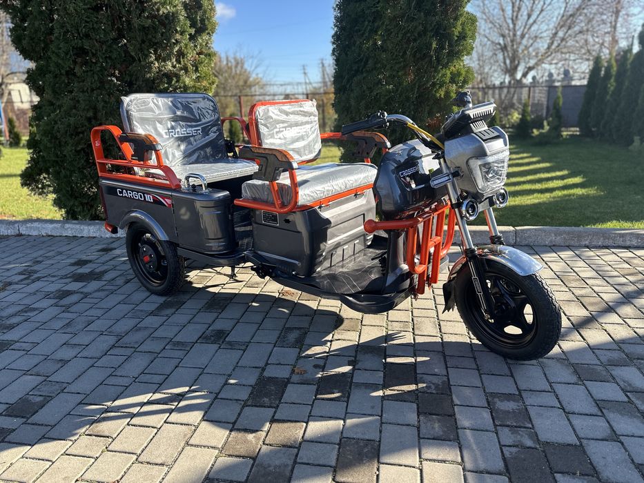 Електричний трицикл вантажо пасажир Crosser Cargo 10
