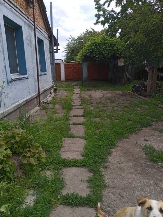 Продам дом с газом и удобствами