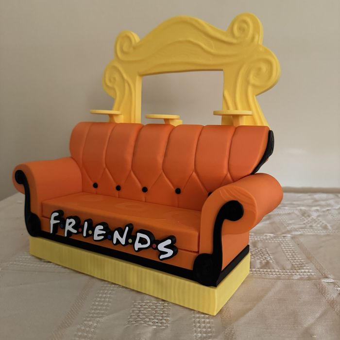 Friends McDonalds стилізована підставка для фігурок Друзі Макдональдс