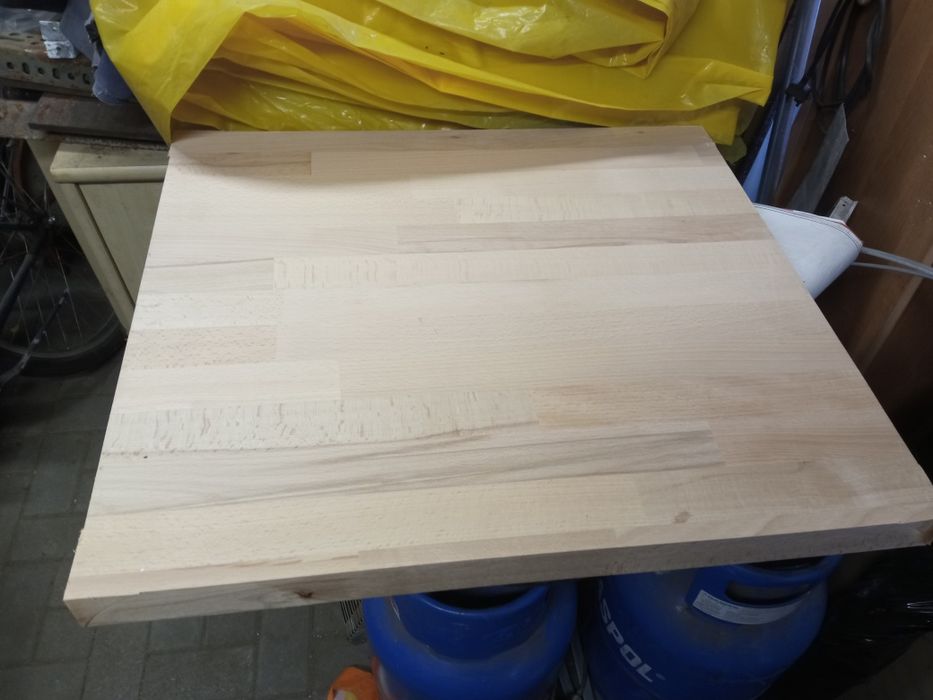 Nowe blaty kuchenne drewniane i z płyty