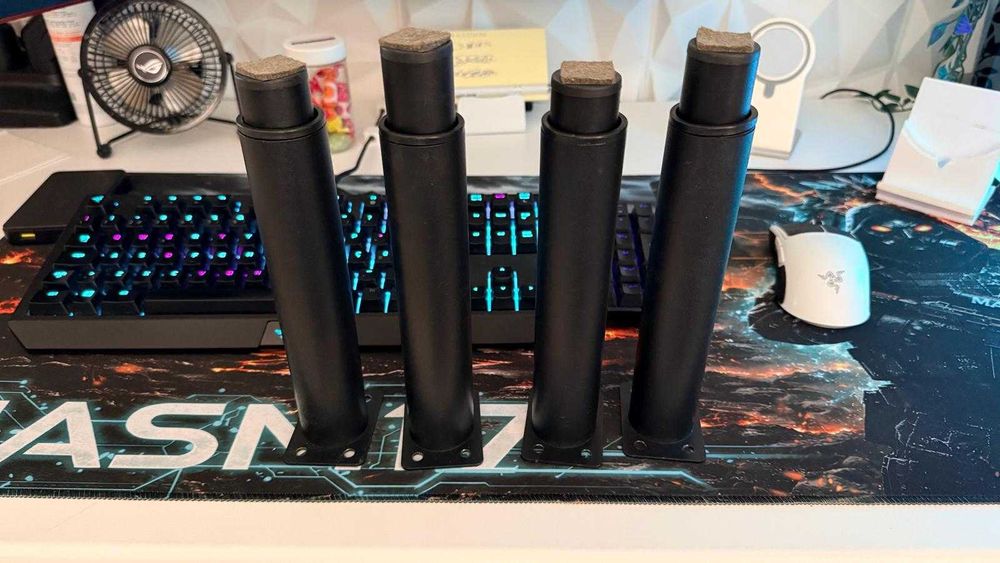 4 Pés Reguláveis 20 - 37 cm (Metal Preto)
