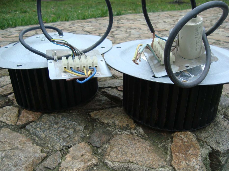 Вентилятор радіальний  R4E200-AD03-09