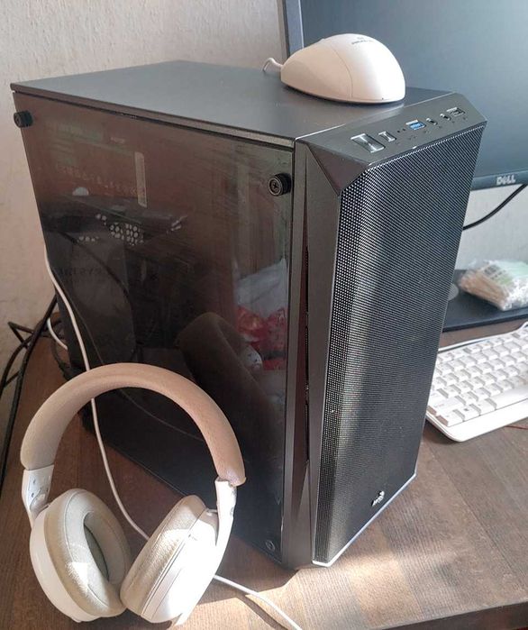 (зарезервовано) Ryzen 5600G + B550 + SSD 256 Gb + RAM 16 Gb + Aerocool CS-107-A-V2 600W