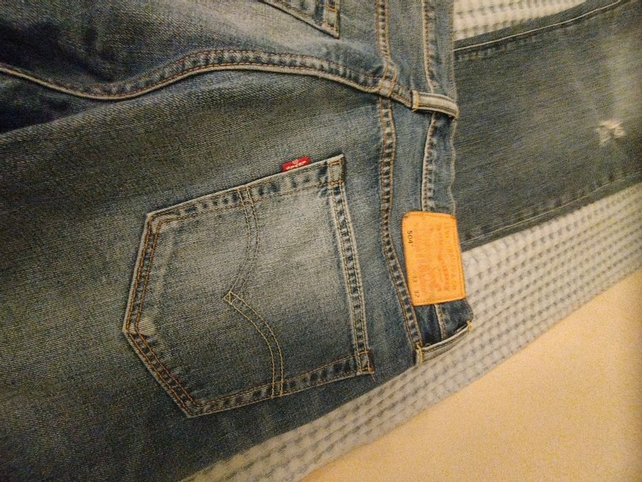 Джинсы Colin`s на 14-15 лет, джинсы Levis 504 на рост до 175 см, джинсы Hero размер 46-48, рост 30-32