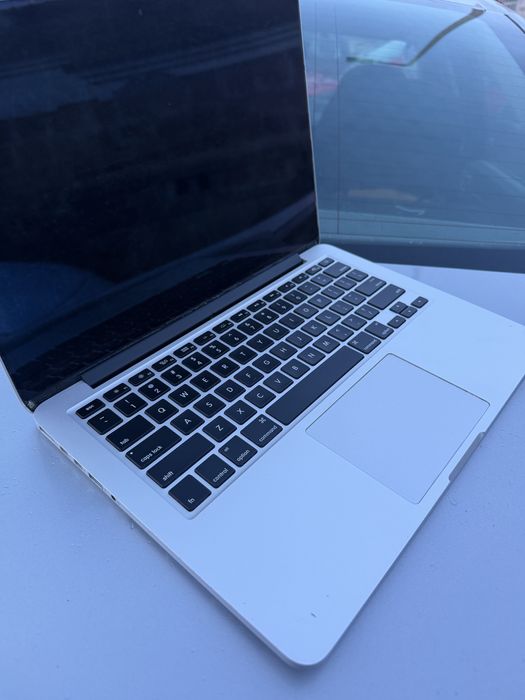 Macbook pro 2013 8/256