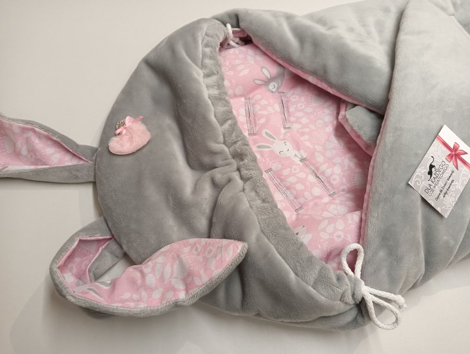 Otulacz do fotelika króliczek