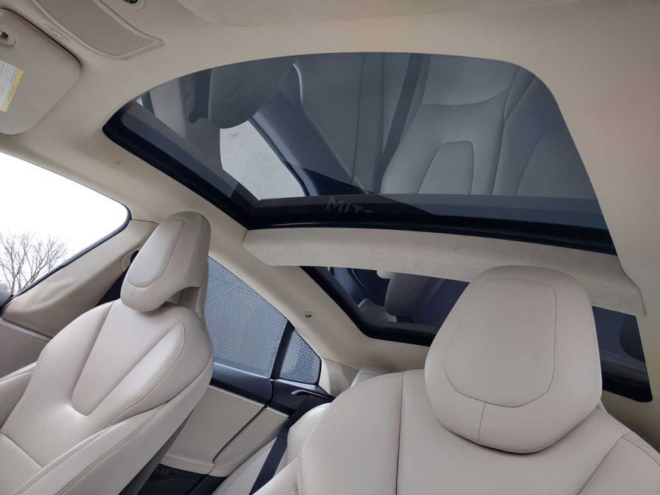 Tesla Model S 100D      2017