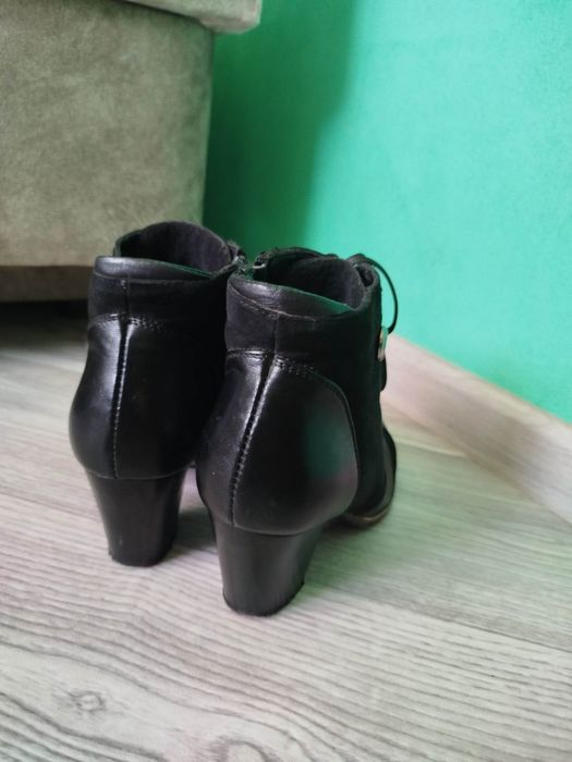 Шкіряні черевики фірма Comfort