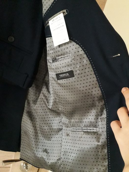 Męski garnitur elegancki