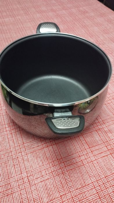 Panela grande, todo o tipo de energia