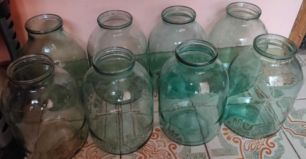 Банки 3 л и бутыль 25 л, стеклянные, СССР