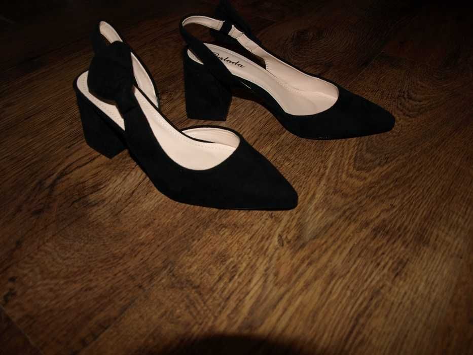 Czarne nowe rozm. 37