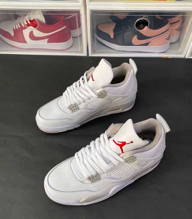 Jordan_4_Retro_White_Oreo R.40