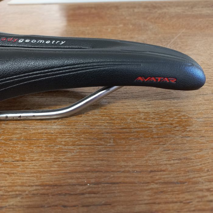 Selim Specialized Avatar 143mm body geometry