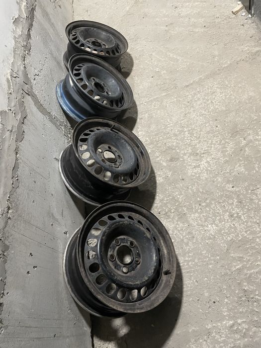 Диски металеві r15 5/112