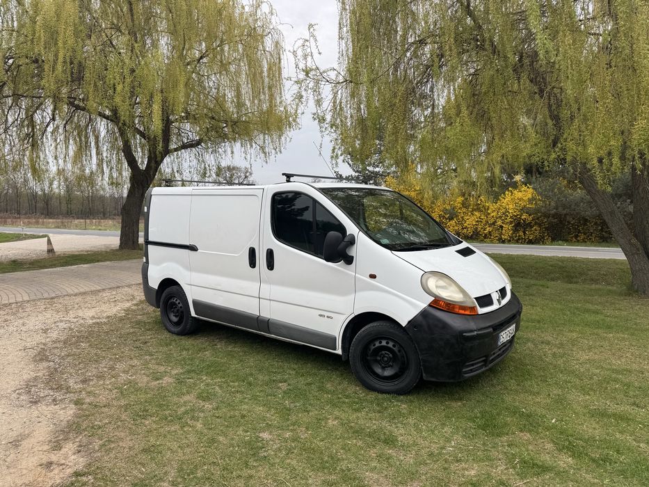 Renault Trafic 1.9td 2001r blaszak w pelni sprawny