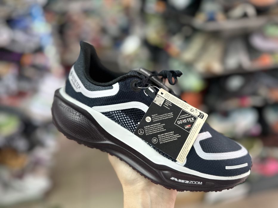 Кросівки Nike Pegasus 41 Gore - Tex ( РОЗМІР 37,5 - 38 )
