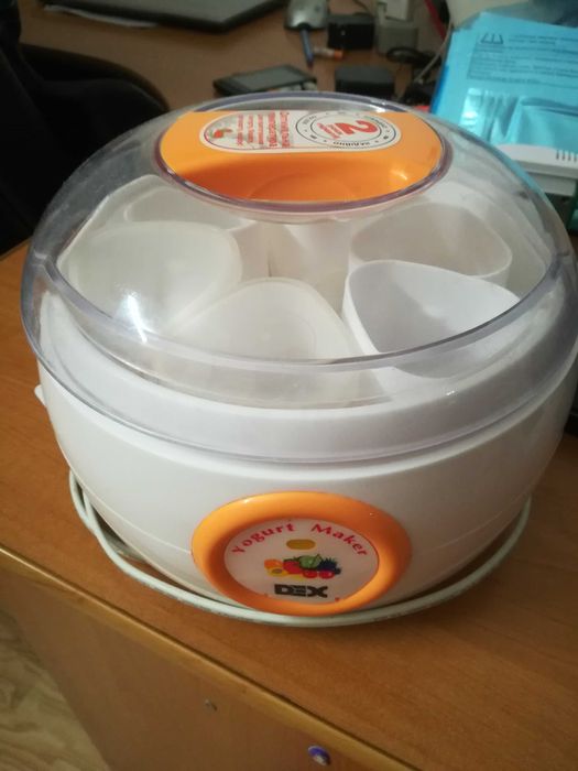 Продам йогуртницу б/у в хорошем состоянии