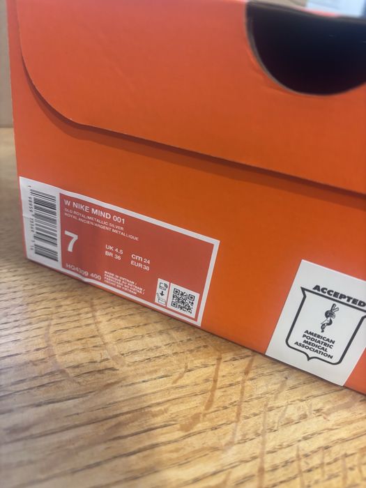 Nowe Nike Mind rozmiar 38 oryginalne