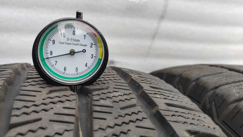 Opony Zimowe 225/60/16C Toyo 4szt 7,5mm 2022r Trafic Vito T5 T6