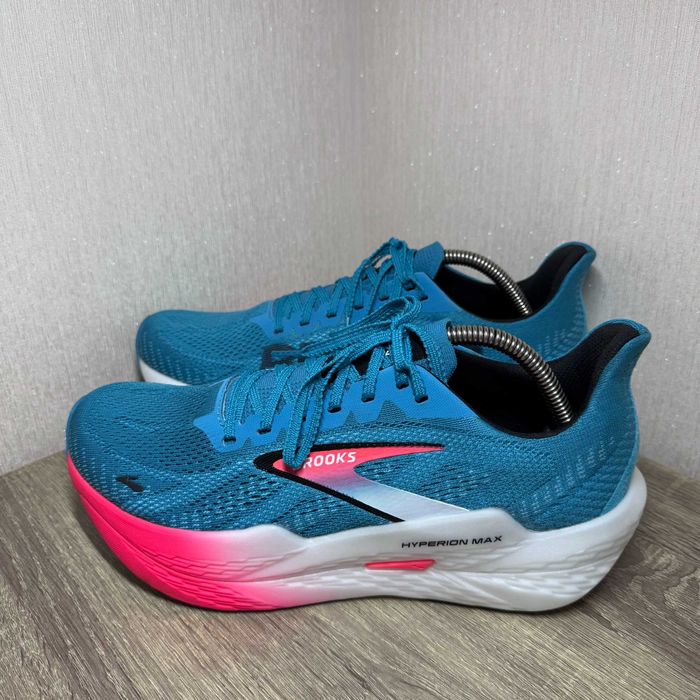 Кросівки brooks hyperion max 2