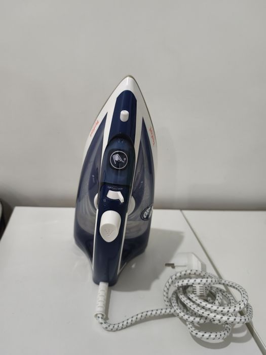 Ferro de roupas Tefal