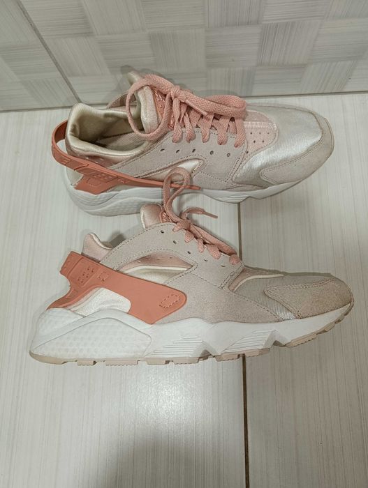 Кроссовки Женские Nike Air Huarache размер 41