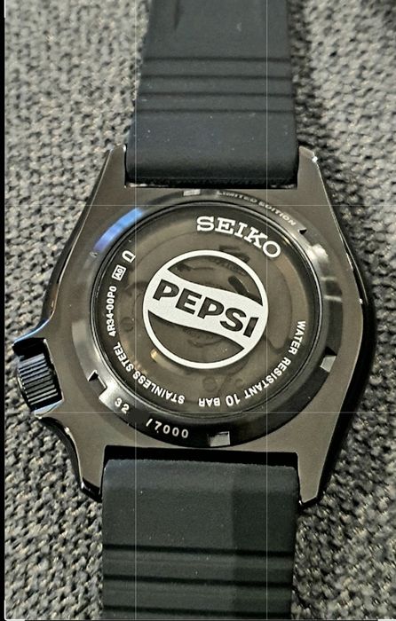 Seiko 5 Sports Pepsi SSK047