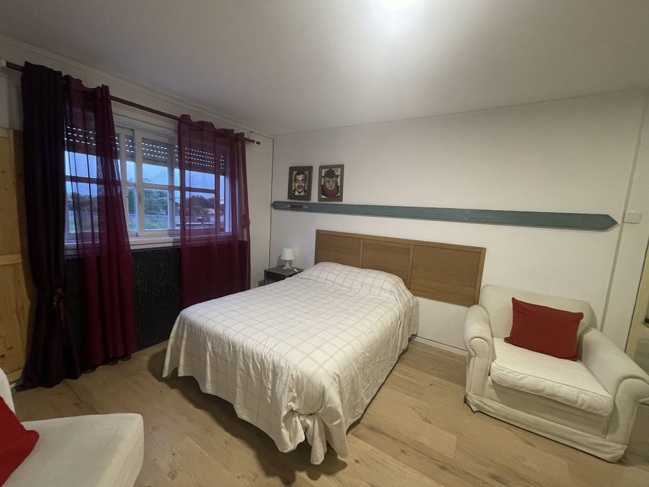 Quarto aluga-se ESPINHO