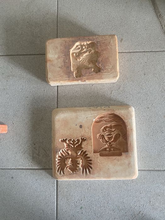 Vendo moldes de gesso