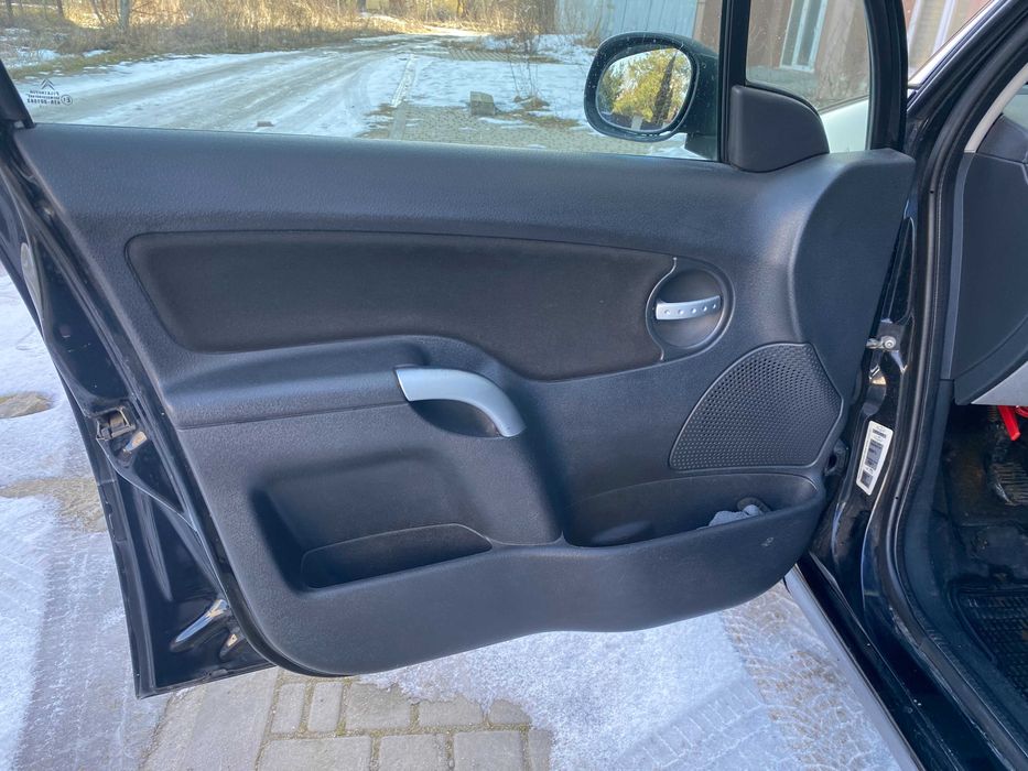 Сітроєн С3 в чудовому збереженому стані