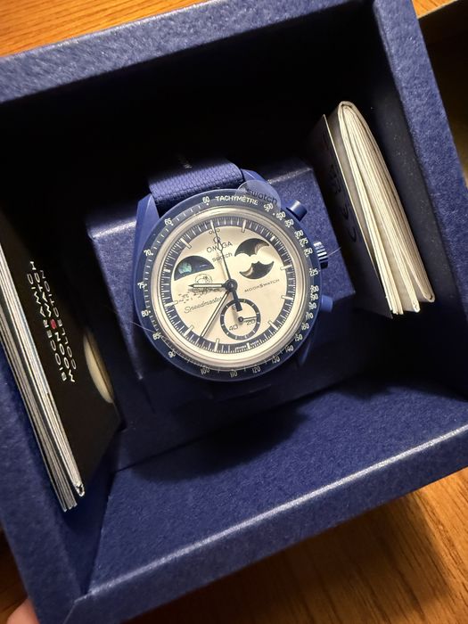 Swatch x Omega Moonswatch Mission To Earthphase Moonshine Snoopy Gold