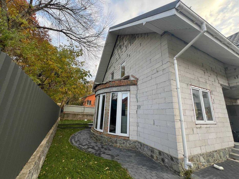 (8) Продам будинок на Старому місті 2875