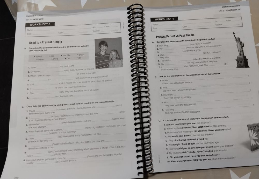 iTeen 9 Teacher's Dossier and Activity Workbook64552617868034121