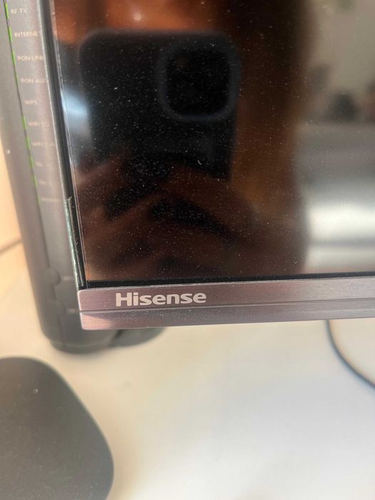 TV HISENSE 55U7Q (MiniLED - 55'' - 140 cm - 4K Ultra HD - Smart TV)