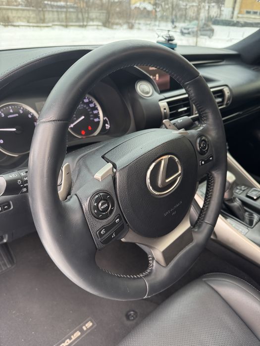 Продам стильний Lexus IS 2014
