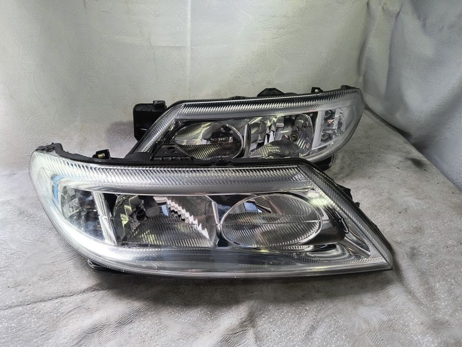 Lampa lewa i prawa komplet Renault Laguna 2 II Europa