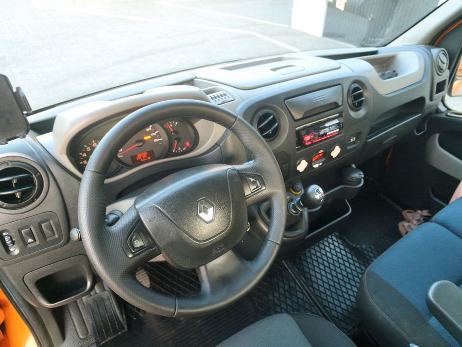 Auto laweta Renault Master 2.3 150km
