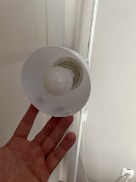 Candeeiro de pé Ikea