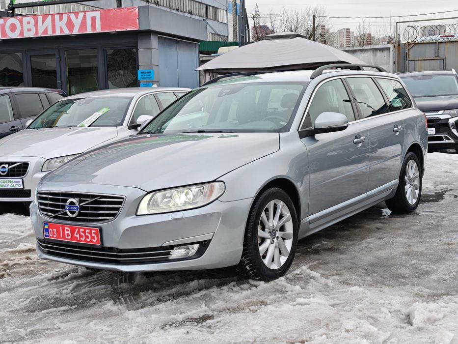 Volvo V70 III Facelift 2014 MOMENTUM 2.0 D4
