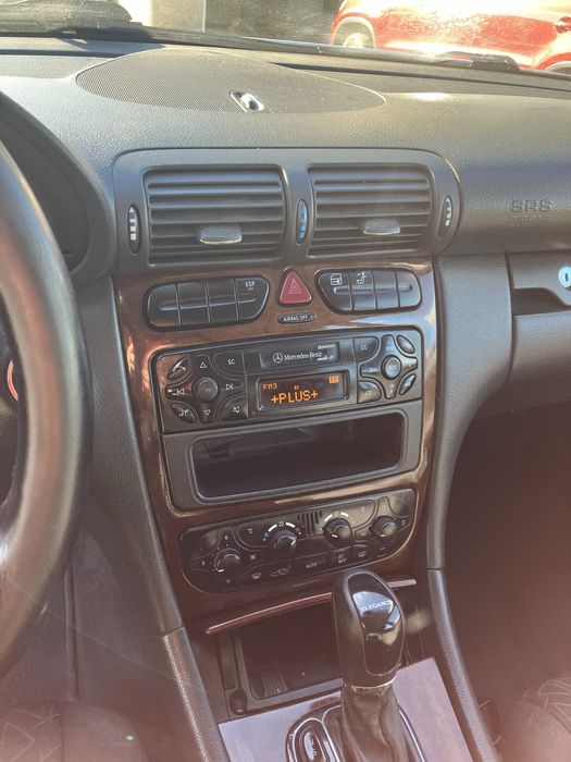 Mercedes  Benz C