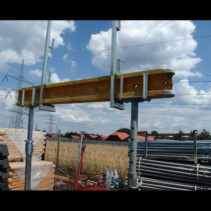 Kompletny zestaw szalunku stropowego 150m2 dźwigary podpory głowice