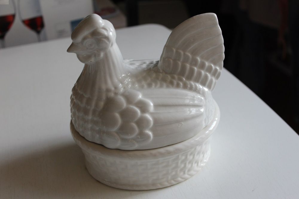 Conjunto de peças em porcelana Portuguesa, Oriental e Vista Alegre