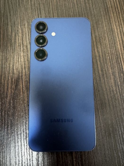 Samsung s25 12/128