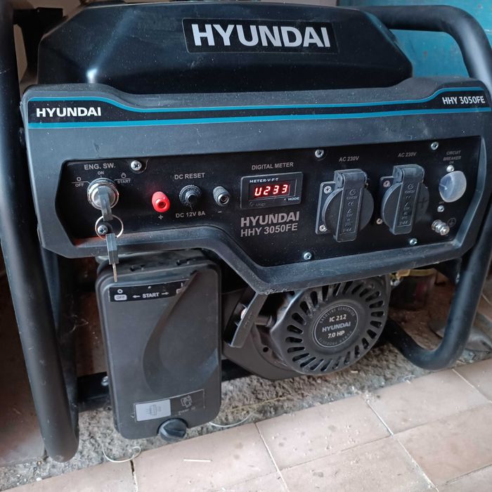 Продам бензиновий генератор  Hyundai HHY 3050FE