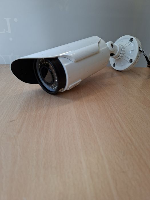 Відеокамери та реєстратори